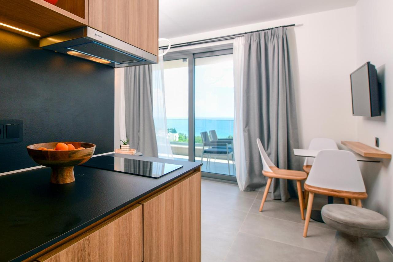 Ostracon Suites PalaiónTsiflíkion エクステリア 写真