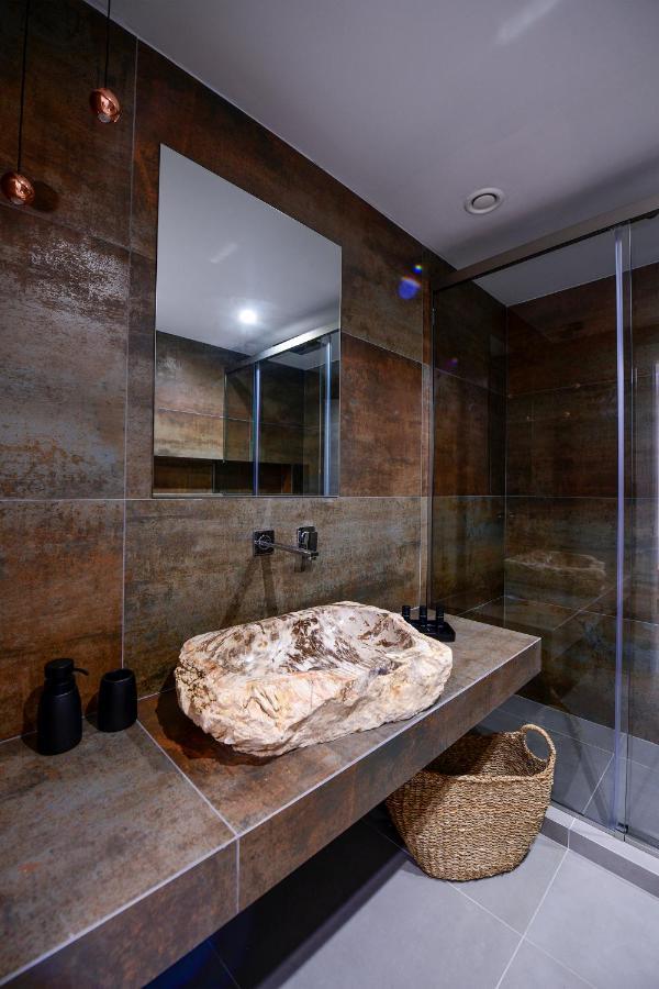 Ostracon Suites PalaiónTsiflíkion エクステリア 写真