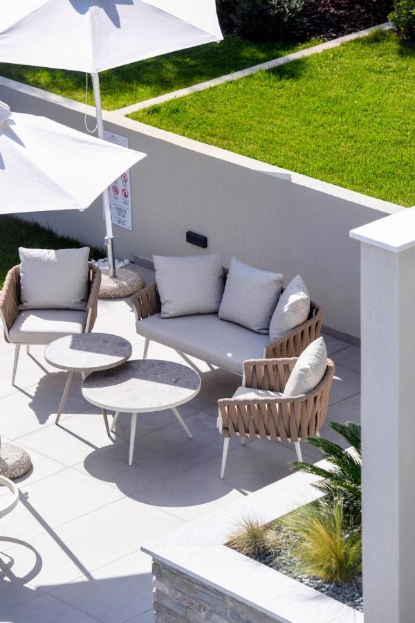 Ostracon Suites PalaiónTsiflíkion エクステリア 写真